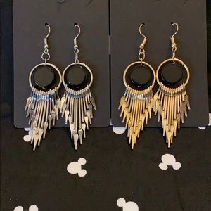 ❄️SALE 3-$10/5$15 2 pairs of earrings!